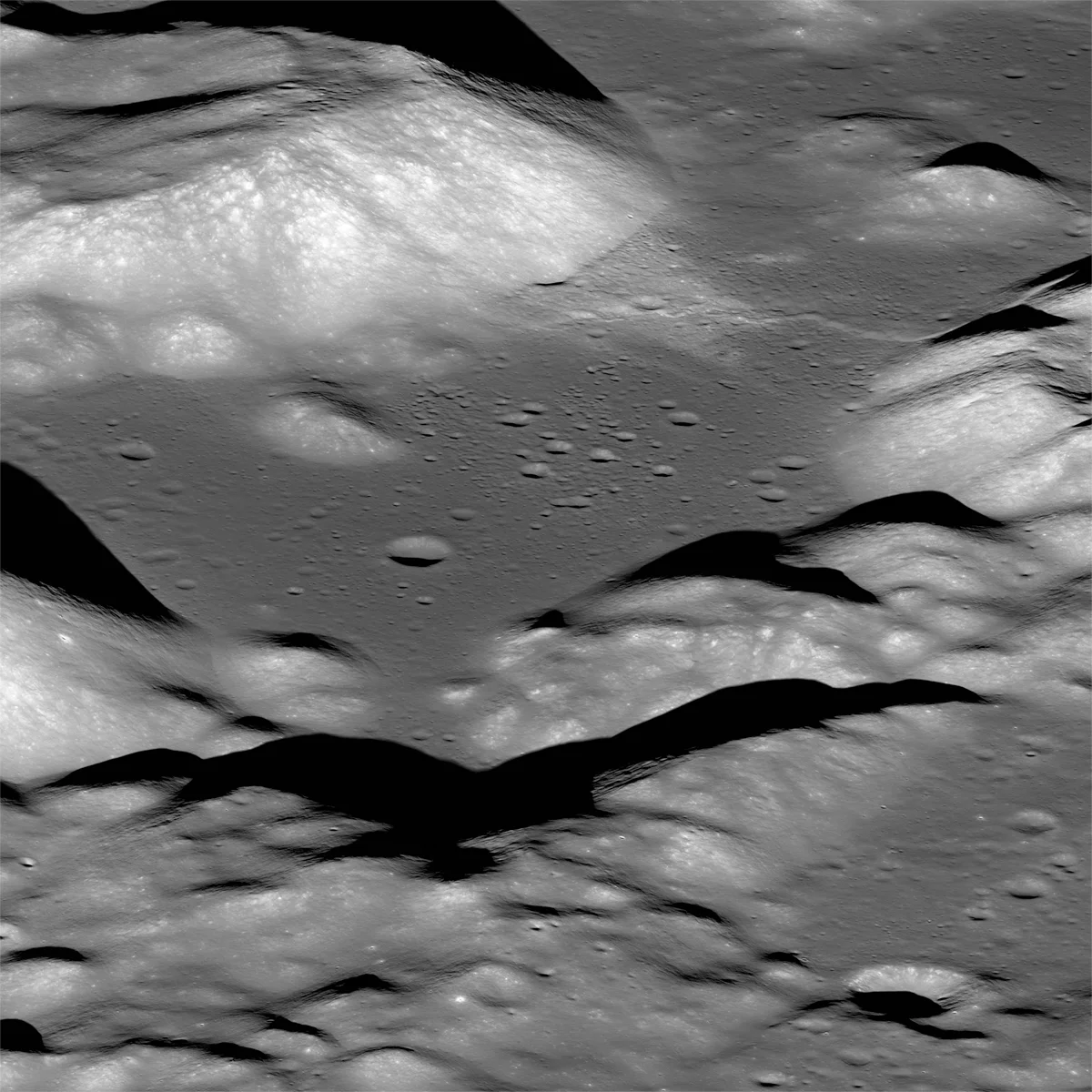 View of the Taurus–Littrow valley from the Lunar Reconnaissance Orbiter, with the Lee–Lincoln scarp visible as a low ridge cutting north–south across the valley floor near the Apollo 17 landing site